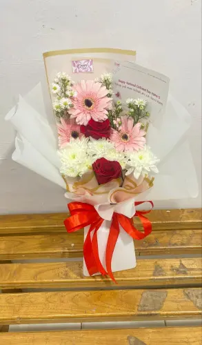 Tersedia Buket Bunga Artifical, Buket Uang & Buket Snack | King Florist di Rumah Duka Jekan Raya Palangkaraya